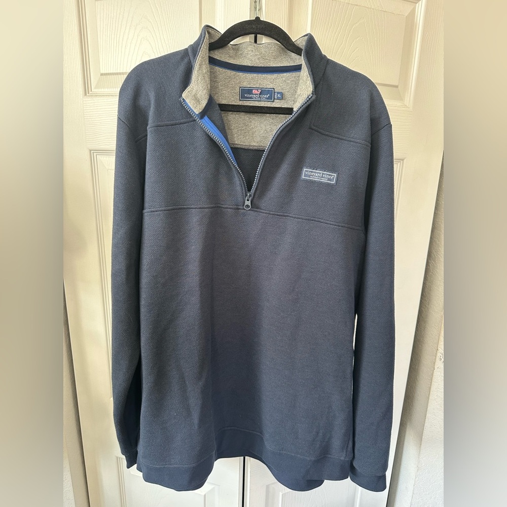 Vineyard Vines sweater